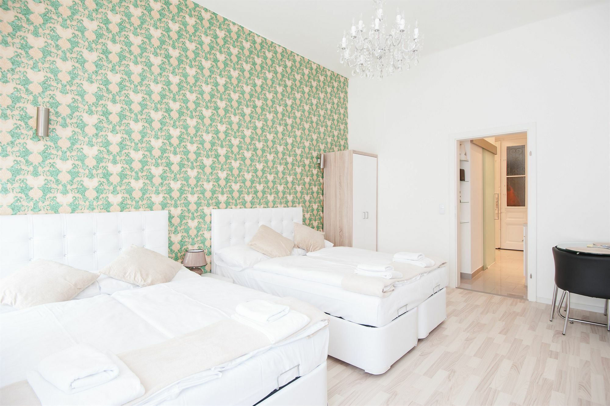 Royal Resort Apartments Westbahnhof เวียนนา ภายนอก รูปภาพ